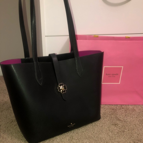 kate spade Handbags - Kate Spade large black tote bag